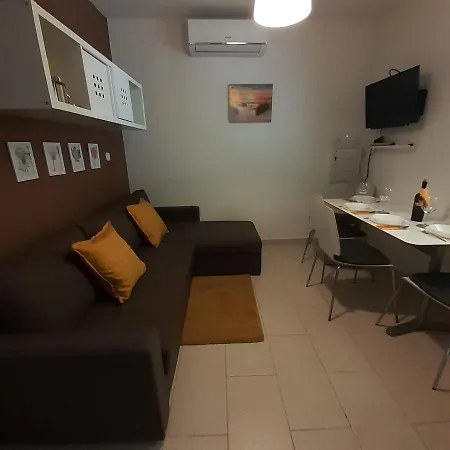 Apartment Apartmanika24
